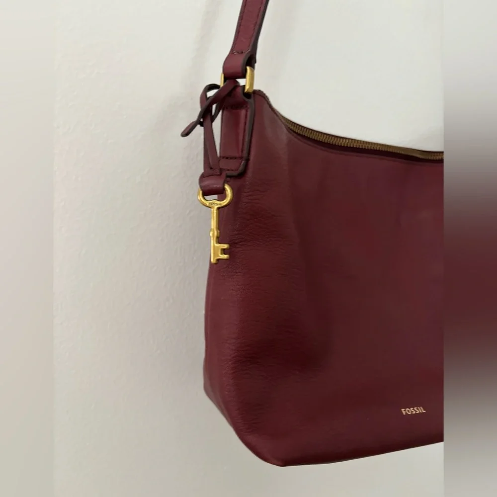 Fossil Burgundy Leather Crossbody Key Charm - Picture 5 of 13